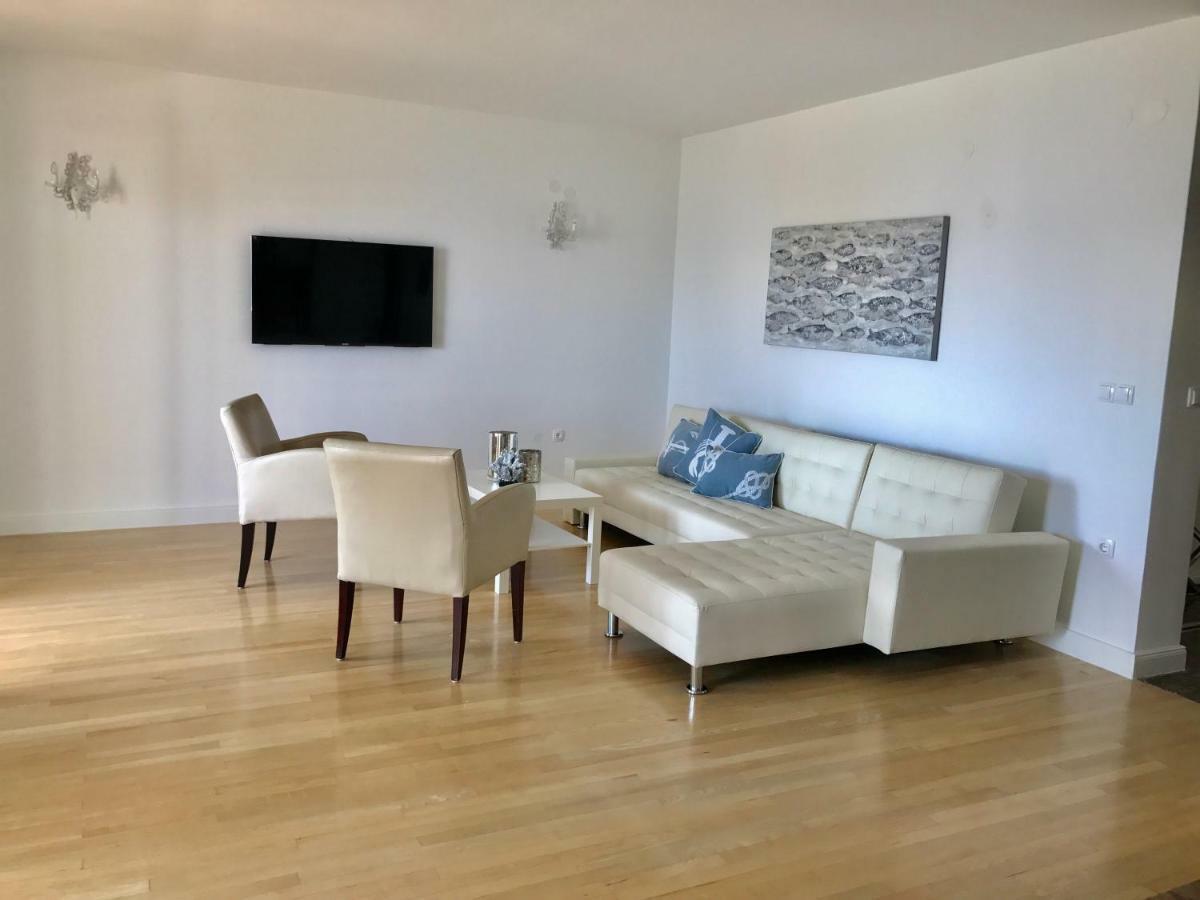 Apartments Villa Lux Dugi Rat Kültér fotó