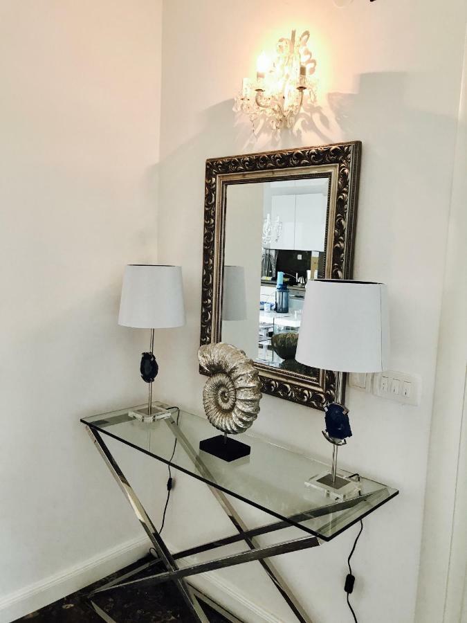 Apartments Villa Lux Dugi Rat Kültér fotó