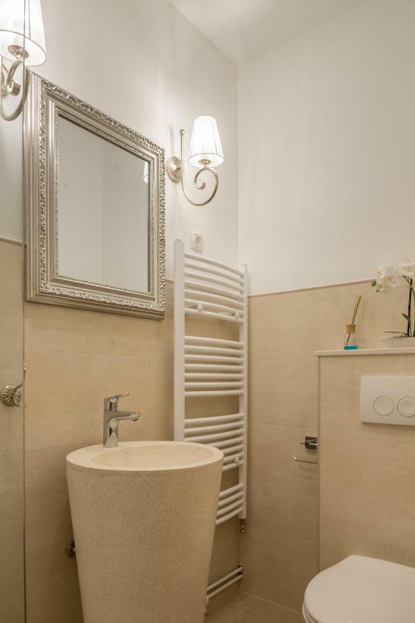 Apartments Villa Lux Dugi Rat Kültér fotó