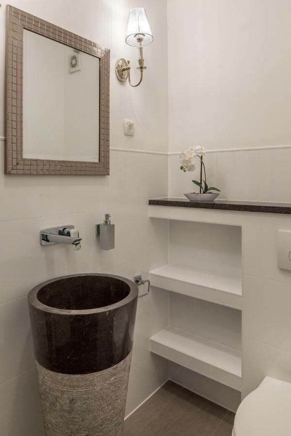 Apartments Villa Lux Dugi Rat Kültér fotó