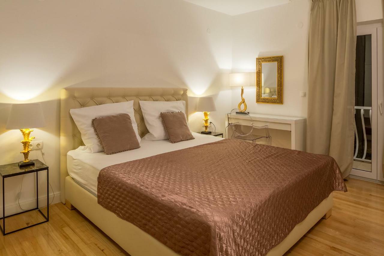 Apartments Villa Lux Dugi Rat Kültér fotó