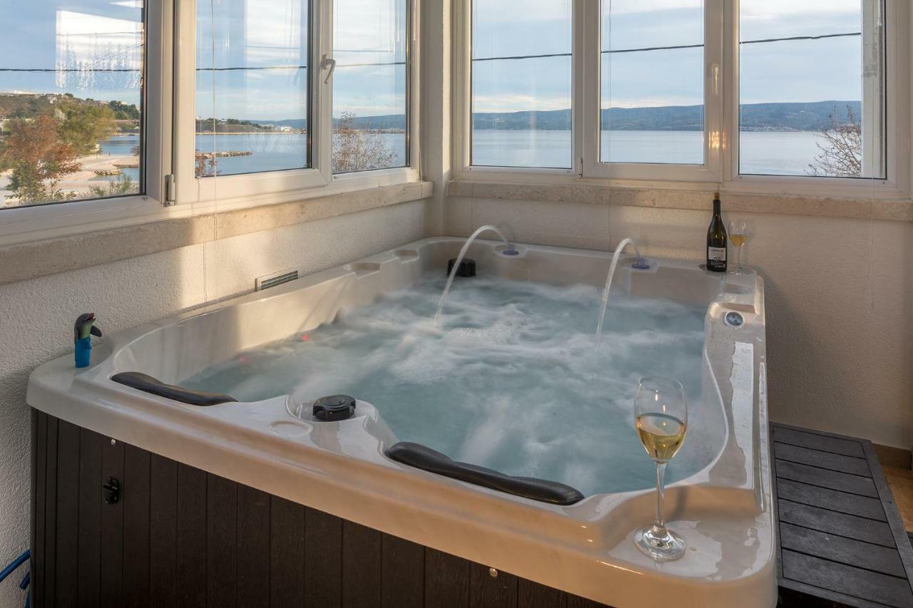 Apartments Villa Lux Dugi Rat Kültér fotó