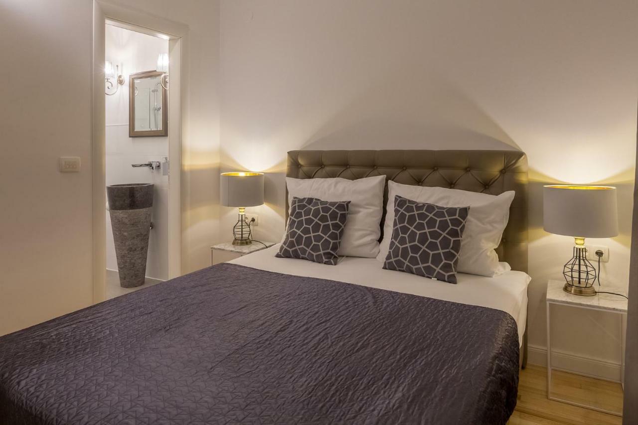 Apartments Villa Lux Dugi Rat Kültér fotó